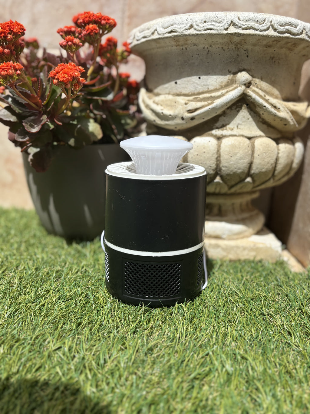 Lámpara Anti-Mosquitos – Protección Silenciosa y Eficiente